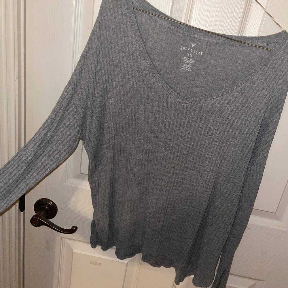 American Eagle shirt